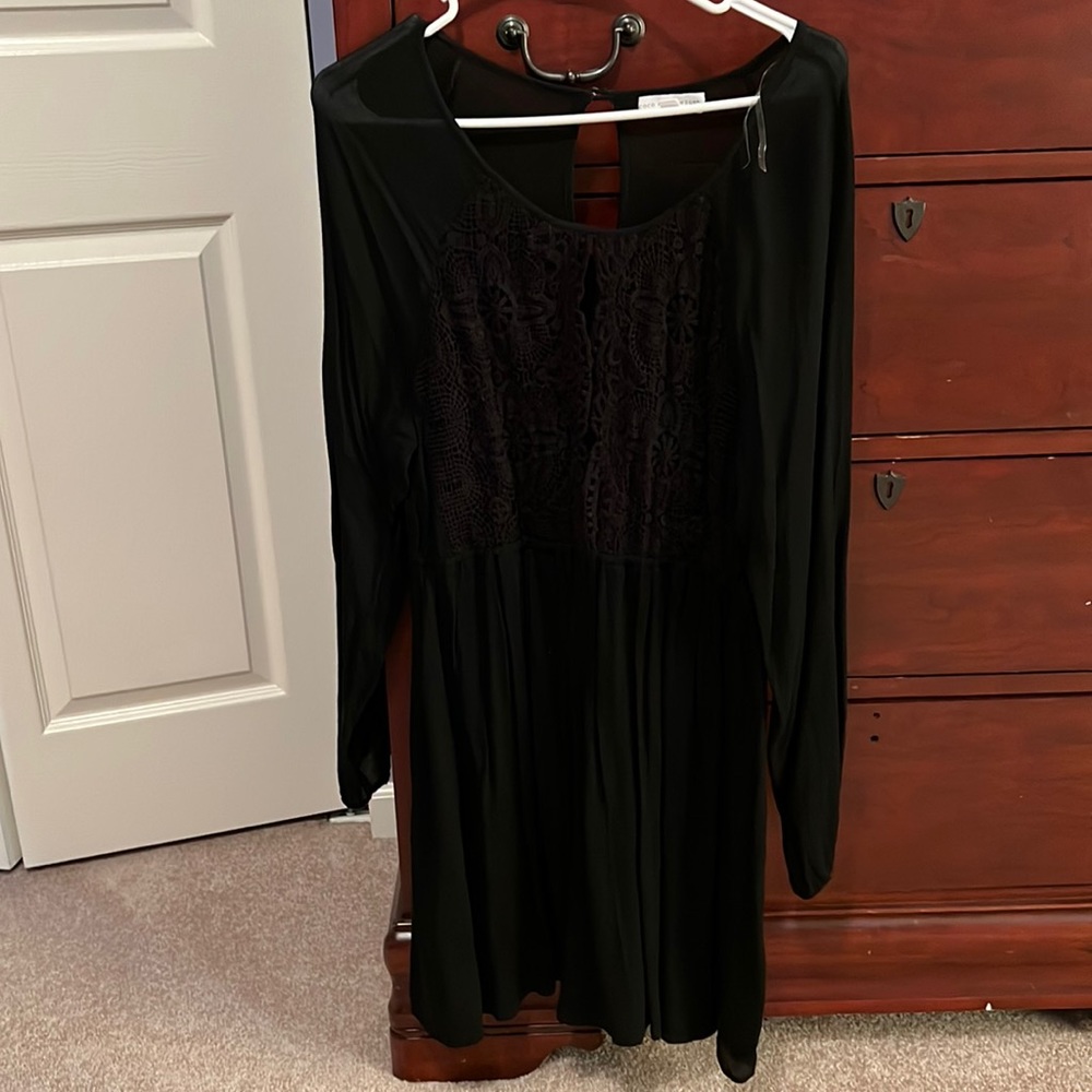 EUC Buckle brand dress